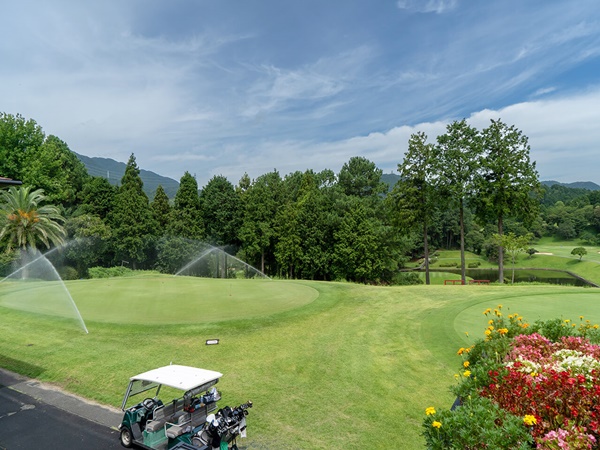 트라이얼골프리조트 와카미야코스 [후쿠오카공항 40분]